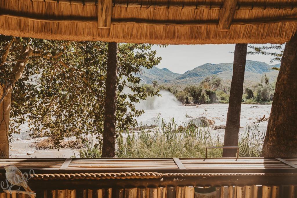 Epupa Falls Lodge Exterior foto